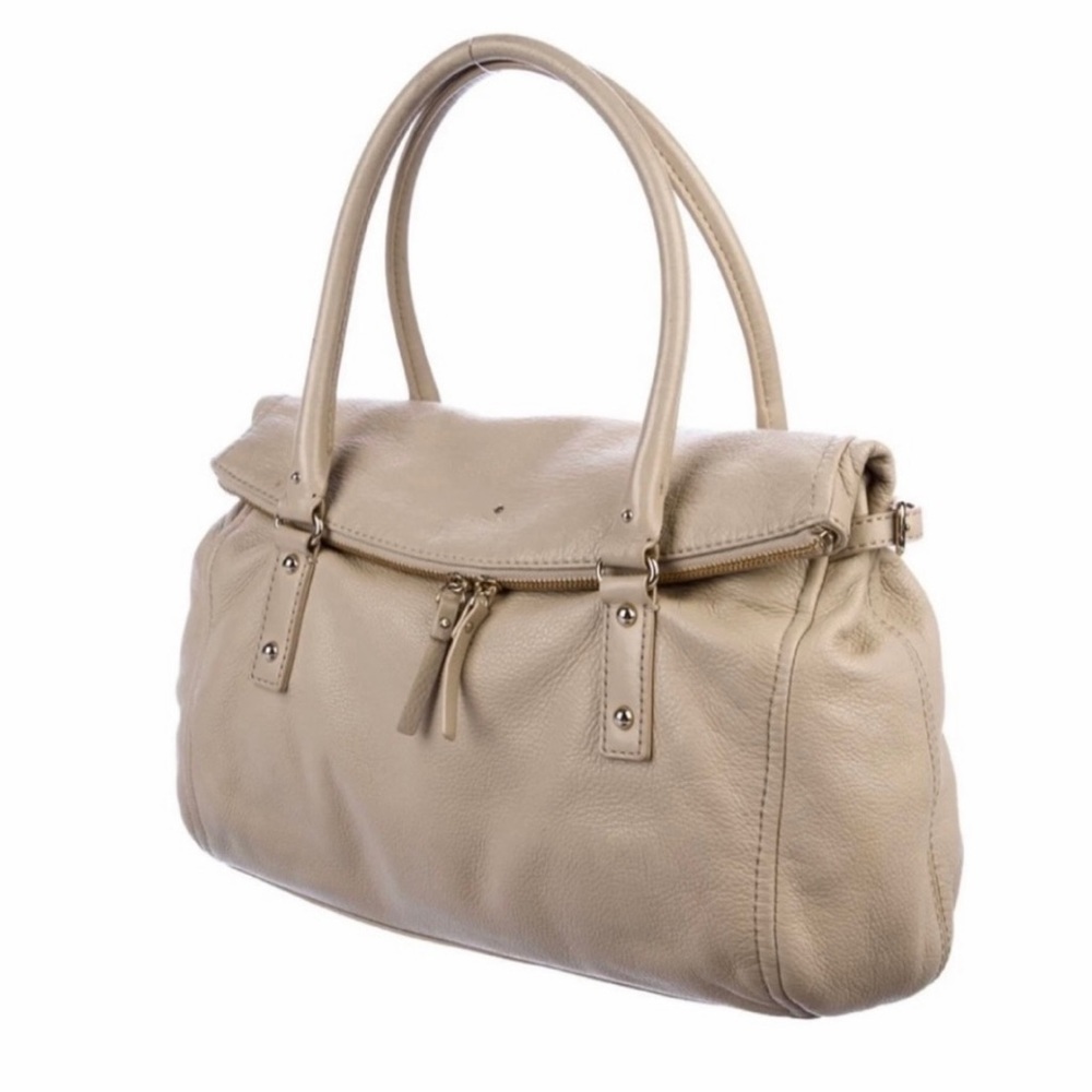 KATE SPADE New York Bag
Cobble Hill Leslie Leather Satchel, cream